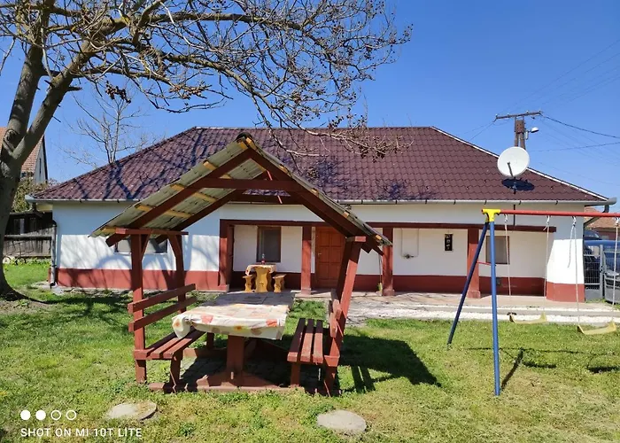 Parasztház Poroszló